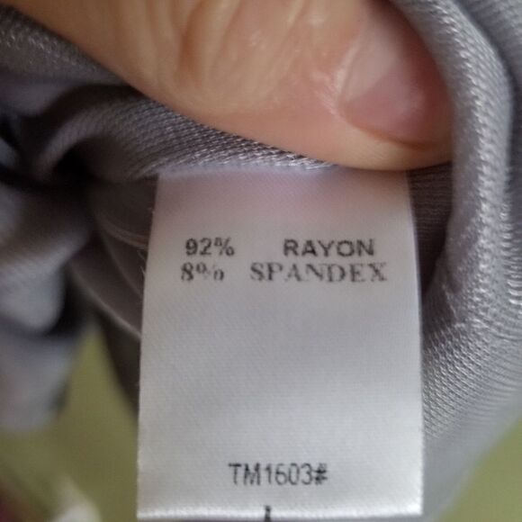 Theme two toned grey ruffled neck dress. - Picture 5 of 6